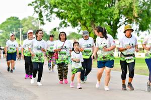 BIB: 
                            <button type="button" onclick="openModal(3721270)" class="btn btn-primary btn-sm float-right btn-popup" data-toggle="modal" data-target=".modal-high-quality">
                        <i class="fas fa-shopping-cart"></i> Add to Cart
                    </button>
                                            <button type="button" onclick="isThisMe(3721270, true)" class="btn btn-success btn-sm float-right btn-popup btn-isme hidden" data-toggle="tooltip" data-placement="bottom" title="นี่คือรูปของคุณใช่ไหม คลิกที่นี่เพื่อเอาเข้าอัลบั้ม">
                        <i class="fas fa-plus"></i> Add to album
                    </button>
                    <button type="button" onclick="isThisMe(3721270, false)" class="btn btn-warning btn-sm float-right btn-popup btn-isnotme hidden">
                        <i class="fas fa-ban"></i> Remove from album
                    </button>