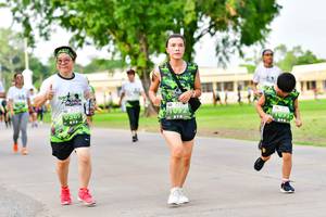 BIB: 
                            <button type="button" onclick="openModal(3720583)" class="btn btn-primary btn-sm float-right btn-popup" data-toggle="modal" data-target=".modal-high-quality">
                        <i class="fas fa-shopping-cart"></i> Add to Cart
                    </button>
                                            <button type="button" onclick="isThisMe(3720583, true)" class="btn btn-success btn-sm float-right btn-popup btn-isme hidden" data-toggle="tooltip" data-placement="bottom" title="นี่คือรูปของคุณใช่ไหม คลิกที่นี่เพื่อเอาเข้าอัลบั้ม">
                        <i class="fas fa-plus"></i> Add to album
                    </button>
                    <button type="button" onclick="isThisMe(3720583, false)" class="btn btn-warning btn-sm float-right btn-popup btn-isnotme hidden">
                        <i class="fas fa-ban"></i> Remove from album
                    </button>