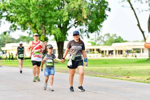 BIB: 2686
                            <button type="button" onclick="openModal(3721887)" class="btn btn-primary btn-sm float-right btn-popup" data-toggle="modal" data-target=".modal-high-quality">
                        <i class="fas fa-shopping-cart"></i> Add to Cart
                    </button>
                                            <button type="button" onclick="isThisMe(3721887, true)" class="btn btn-success btn-sm float-right btn-popup btn-isme hidden" data-toggle="tooltip" data-placement="bottom" title="นี่คือรูปของคุณใช่ไหม คลิกที่นี่เพื่อเอาเข้าอัลบั้ม">
                        <i class="fas fa-plus"></i> Add to album
                    </button>
                    <button type="button" onclick="isThisMe(3721887, false)" class="btn btn-warning btn-sm float-right btn-popup btn-isnotme hidden">
                        <i class="fas fa-ban"></i> Remove from album
                    </button>