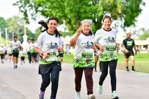 BIB: 
                            <button type="button" onclick="openModal(3721436)" class="btn btn-primary btn-sm float-right btn-popup" data-toggle="modal" data-target=".modal-high-quality">
                        <i class="fas fa-shopping-cart"></i> Add to Cart
                    </button>
                                            <button type="button" onclick="isThisMe(3721436, true)" class="btn btn-success btn-sm float-right btn-popup btn-isme hidden" data-toggle="tooltip" data-placement="bottom" title="นี่คือรูปของคุณใช่ไหม คลิกที่นี่เพื่อเอาเข้าอัลบั้ม">
                        <i class="fas fa-plus"></i> Add to album
                    </button>
                    <button type="button" onclick="isThisMe(3721436, false)" class="btn btn-warning btn-sm float-right btn-popup btn-isnotme hidden">
                        <i class="fas fa-ban"></i> Remove from album
                    </button>