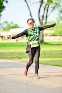 BIB: 1912
                            <button type="button" onclick="openModal(3718235)" class="btn btn-primary btn-sm float-right btn-popup" data-toggle="modal" data-target=".modal-high-quality">
                        <i class="fas fa-shopping-cart"></i> Add to Cart
                    </button>
                                            <button type="button" onclick="isThisMe(3718235, true)" class="btn btn-success btn-sm float-right btn-popup btn-isme hidden" data-toggle="tooltip" data-placement="bottom" title="นี่คือรูปของคุณใช่ไหม คลิกที่นี่เพื่อเอาเข้าอัลบั้ม">
                        <i class="fas fa-plus"></i> Add to album
                    </button>
                    <button type="button" onclick="isThisMe(3718235, false)" class="btn btn-warning btn-sm float-right btn-popup btn-isnotme hidden">
                        <i class="fas fa-ban"></i> Remove from album
                    </button>