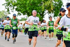 BIB: 1802
                            <button type="button" onclick="openModal(3718579)" class="btn btn-primary btn-sm float-right btn-popup" data-toggle="modal" data-target=".modal-high-quality">
                        <i class="fas fa-shopping-cart"></i> Add to Cart
                    </button>
                                            <button type="button" onclick="isThisMe(3718579, true)" class="btn btn-success btn-sm float-right btn-popup btn-isme hidden" data-toggle="tooltip" data-placement="bottom" title="นี่คือรูปของคุณใช่ไหม คลิกที่นี่เพื่อเอาเข้าอัลบั้ม">
                        <i class="fas fa-plus"></i> Add to album
                    </button>
                    <button type="button" onclick="isThisMe(3718579, false)" class="btn btn-warning btn-sm float-right btn-popup btn-isnotme hidden">
                        <i class="fas fa-ban"></i> Remove from album
                    </button>