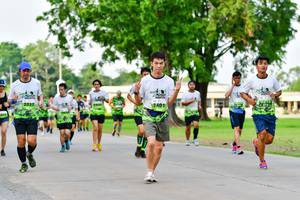 BIB: 
                            <button type="button" onclick="openModal(3718338)" class="btn btn-primary btn-sm float-right btn-popup" data-toggle="modal" data-target=".modal-high-quality">
                        <i class="fas fa-shopping-cart"></i> Add to Cart
                    </button>
                                            <button type="button" onclick="isThisMe(3718338, true)" class="btn btn-success btn-sm float-right btn-popup btn-isme hidden" data-toggle="tooltip" data-placement="bottom" title="นี่คือรูปของคุณใช่ไหม คลิกที่นี่เพื่อเอาเข้าอัลบั้ม">
                        <i class="fas fa-plus"></i> Add to album
                    </button>
                    <button type="button" onclick="isThisMe(3718338, false)" class="btn btn-warning btn-sm float-right btn-popup btn-isnotme hidden">
                        <i class="fas fa-ban"></i> Remove from album
                    </button>