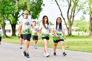 BIB: 
                            <button type="button" onclick="openModal(3721511)" class="btn btn-primary btn-sm float-right btn-popup" data-toggle="modal" data-target=".modal-high-quality">
                        <i class="fas fa-shopping-cart"></i> Add to Cart
                    </button>
                                            <button type="button" onclick="isThisMe(3721511, true)" class="btn btn-success btn-sm float-right btn-popup btn-isme hidden" data-toggle="tooltip" data-placement="bottom" title="นี่คือรูปของคุณใช่ไหม คลิกที่นี่เพื่อเอาเข้าอัลบั้ม">
                        <i class="fas fa-plus"></i> Add to album
                    </button>
                    <button type="button" onclick="isThisMe(3721511, false)" class="btn btn-warning btn-sm float-right btn-popup btn-isnotme hidden">
                        <i class="fas fa-ban"></i> Remove from album
                    </button>