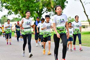 BIB: 
                            <button type="button" onclick="openModal(3719910)" class="btn btn-primary btn-sm float-right btn-popup" data-toggle="modal" data-target=".modal-high-quality">
                        <i class="fas fa-shopping-cart"></i> Add to Cart
                    </button>
                                            <button type="button" onclick="isThisMe(3719910, true)" class="btn btn-success btn-sm float-right btn-popup btn-isme hidden" data-toggle="tooltip" data-placement="bottom" title="นี่คือรูปของคุณใช่ไหม คลิกที่นี่เพื่อเอาเข้าอัลบั้ม">
                        <i class="fas fa-plus"></i> Add to album
                    </button>
                    <button type="button" onclick="isThisMe(3719910, false)" class="btn btn-warning btn-sm float-right btn-popup btn-isnotme hidden">
                        <i class="fas fa-ban"></i> Remove from album
                    </button>