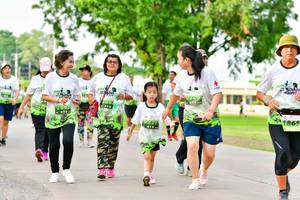 BIB: 1865
                            <button type="button" onclick="openModal(3721272)" class="btn btn-primary btn-sm float-right btn-popup" data-toggle="modal" data-target=".modal-high-quality">
                        <i class="fas fa-shopping-cart"></i> Add to Cart
                    </button>
                                            <button type="button" onclick="isThisMe(3721272, true)" class="btn btn-success btn-sm float-right btn-popup btn-isme hidden" data-toggle="tooltip" data-placement="bottom" title="นี่คือรูปของคุณใช่ไหม คลิกที่นี่เพื่อเอาเข้าอัลบั้ม">
                        <i class="fas fa-plus"></i> Add to album
                    </button>
                    <button type="button" onclick="isThisMe(3721272, false)" class="btn btn-warning btn-sm float-right btn-popup btn-isnotme hidden">
                        <i class="fas fa-ban"></i> Remove from album
                    </button>