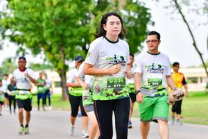 BIB: 
                            <button type="button" onclick="openModal(3720627)" class="btn btn-primary btn-sm float-right btn-popup" data-toggle="modal" data-target=".modal-high-quality">
                        <i class="fas fa-shopping-cart"></i> Add to Cart
                    </button>
                                            <button type="button" onclick="isThisMe(3720627, true)" class="btn btn-success btn-sm float-right btn-popup btn-isme hidden" data-toggle="tooltip" data-placement="bottom" title="นี่คือรูปของคุณใช่ไหม คลิกที่นี่เพื่อเอาเข้าอัลบั้ม">
                        <i class="fas fa-plus"></i> Add to album
                    </button>
                    <button type="button" onclick="isThisMe(3720627, false)" class="btn btn-warning btn-sm float-right btn-popup btn-isnotme hidden">
                        <i class="fas fa-ban"></i> Remove from album
                    </button>