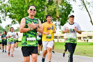 BIB: 1561
                            <button type="button" onclick="openModal(3720303)" class="btn btn-primary btn-sm float-right btn-popup" data-toggle="modal" data-target=".modal-high-quality">
                        <i class="fas fa-shopping-cart"></i> Add to Cart
                    </button>
                                            <button type="button" onclick="isThisMe(3720303, true)" class="btn btn-success btn-sm float-right btn-popup btn-isme hidden" data-toggle="tooltip" data-placement="bottom" title="นี่คือรูปของคุณใช่ไหม คลิกที่นี่เพื่อเอาเข้าอัลบั้ม">
                        <i class="fas fa-plus"></i> Add to album
                    </button>
                    <button type="button" onclick="isThisMe(3720303, false)" class="btn btn-warning btn-sm float-right btn-popup btn-isnotme hidden">
                        <i class="fas fa-ban"></i> Remove from album
                    </button>