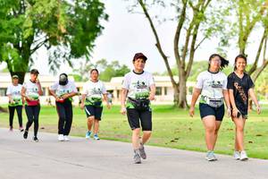 BIB: 
                            <button type="button" onclick="openModal(3720699)" class="btn btn-primary btn-sm float-right btn-popup" data-toggle="modal" data-target=".modal-high-quality">
                        <i class="fas fa-shopping-cart"></i> Add to Cart
                    </button>
                                            <button type="button" onclick="isThisMe(3720699, true)" class="btn btn-success btn-sm float-right btn-popup btn-isme hidden" data-toggle="tooltip" data-placement="bottom" title="นี่คือรูปของคุณใช่ไหม คลิกที่นี่เพื่อเอาเข้าอัลบั้ม">
                        <i class="fas fa-plus"></i> Add to album
                    </button>
                    <button type="button" onclick="isThisMe(3720699, false)" class="btn btn-warning btn-sm float-right btn-popup btn-isnotme hidden">
                        <i class="fas fa-ban"></i> Remove from album
                    </button>