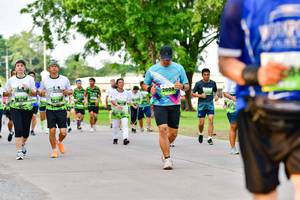 BIB: 
                            <button type="button" onclick="openModal(3718934)" class="btn btn-primary btn-sm float-right btn-popup" data-toggle="modal" data-target=".modal-high-quality">
                        <i class="fas fa-shopping-cart"></i> Add to Cart
                    </button>
                                            <button type="button" onclick="isThisMe(3718934, true)" class="btn btn-success btn-sm float-right btn-popup btn-isme hidden" data-toggle="tooltip" data-placement="bottom" title="นี่คือรูปของคุณใช่ไหม คลิกที่นี่เพื่อเอาเข้าอัลบั้ม">
                        <i class="fas fa-plus"></i> Add to album
                    </button>
                    <button type="button" onclick="isThisMe(3718934, false)" class="btn btn-warning btn-sm float-right btn-popup btn-isnotme hidden">
                        <i class="fas fa-ban"></i> Remove from album
                    </button>