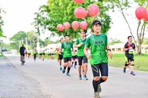 BIB: 
                            <button type="button" onclick="openModal(3718015)" class="btn btn-primary btn-sm float-right btn-popup" data-toggle="modal" data-target=".modal-high-quality">
                        <i class="fas fa-shopping-cart"></i> Add to Cart
                    </button>
                                            <button type="button" onclick="isThisMe(3718015, true)" class="btn btn-success btn-sm float-right btn-popup btn-isme hidden" data-toggle="tooltip" data-placement="bottom" title="นี่คือรูปของคุณใช่ไหม คลิกที่นี่เพื่อเอาเข้าอัลบั้ม">
                        <i class="fas fa-plus"></i> Add to album
                    </button>
                    <button type="button" onclick="isThisMe(3718015, false)" class="btn btn-warning btn-sm float-right btn-popup btn-isnotme hidden">
                        <i class="fas fa-ban"></i> Remove from album
                    </button>