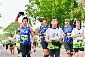 BIB: 2588
                            <button type="button" onclick="openModal(3720340)" class="btn btn-primary btn-sm float-right btn-popup" data-toggle="modal" data-target=".modal-high-quality">
                        <i class="fas fa-shopping-cart"></i> Add to Cart
                    </button>
                                            <button type="button" onclick="isThisMe(3720340, true)" class="btn btn-success btn-sm float-right btn-popup btn-isme hidden" data-toggle="tooltip" data-placement="bottom" title="นี่คือรูปของคุณใช่ไหม คลิกที่นี่เพื่อเอาเข้าอัลบั้ม">
                        <i class="fas fa-plus"></i> Add to album
                    </button>
                    <button type="button" onclick="isThisMe(3720340, false)" class="btn btn-warning btn-sm float-right btn-popup btn-isnotme hidden">
                        <i class="fas fa-ban"></i> Remove from album
                    </button>