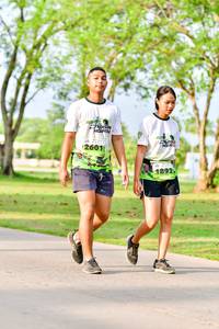 BIB: 2601, 1892
                            <button type="button" onclick="openModal(3722390)" class="btn btn-primary btn-sm float-right btn-popup" data-toggle="modal" data-target=".modal-high-quality">
                        <i class="fas fa-shopping-cart"></i> Add to Cart
                    </button>
                                            <button type="button" onclick="isThisMe(3722390, true)" class="btn btn-success btn-sm float-right btn-popup btn-isme hidden" data-toggle="tooltip" data-placement="bottom" title="นี่คือรูปของคุณใช่ไหม คลิกที่นี่เพื่อเอาเข้าอัลบั้ม">
                        <i class="fas fa-plus"></i> Add to album
                    </button>
                    <button type="button" onclick="isThisMe(3722390, false)" class="btn btn-warning btn-sm float-right btn-popup btn-isnotme hidden">
                        <i class="fas fa-ban"></i> Remove from album
                    </button>