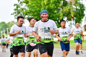 BIB: 1990, 982, 1980, 1994
                            <button type="button" onclick="openModal(3720364)" class="btn btn-primary btn-sm float-right btn-popup" data-toggle="modal" data-target=".modal-high-quality">
                        <i class="fas fa-shopping-cart"></i> Add to Cart
                    </button>
                                            <button type="button" onclick="isThisMe(3720364, true)" class="btn btn-success btn-sm float-right btn-popup btn-isme hidden" data-toggle="tooltip" data-placement="bottom" title="นี่คือรูปของคุณใช่ไหม คลิกที่นี่เพื่อเอาเข้าอัลบั้ม">
                        <i class="fas fa-plus"></i> Add to album
                    </button>
                    <button type="button" onclick="isThisMe(3720364, false)" class="btn btn-warning btn-sm float-right btn-popup btn-isnotme hidden">
                        <i class="fas fa-ban"></i> Remove from album
                    </button>