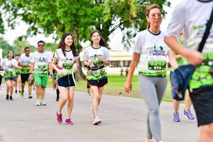 BIB: 
                            <button type="button" onclick="openModal(3720612)" class="btn btn-primary btn-sm float-right btn-popup" data-toggle="modal" data-target=".modal-high-quality">
                        <i class="fas fa-shopping-cart"></i> Add to Cart
                    </button>
                                            <button type="button" onclick="isThisMe(3720612, true)" class="btn btn-success btn-sm float-right btn-popup btn-isme hidden" data-toggle="tooltip" data-placement="bottom" title="นี่คือรูปของคุณใช่ไหม คลิกที่นี่เพื่อเอาเข้าอัลบั้ม">
                        <i class="fas fa-plus"></i> Add to album
                    </button>
                    <button type="button" onclick="isThisMe(3720612, false)" class="btn btn-warning btn-sm float-right btn-popup btn-isnotme hidden">
                        <i class="fas fa-ban"></i> Remove from album
                    </button>