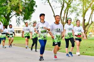 BIB: 
                            <button type="button" onclick="openModal(3718923)" class="btn btn-primary btn-sm float-right btn-popup" data-toggle="modal" data-target=".modal-high-quality">
                        <i class="fas fa-shopping-cart"></i> Add to Cart
                    </button>
                                            <button type="button" onclick="isThisMe(3718923, true)" class="btn btn-success btn-sm float-right btn-popup btn-isme hidden" data-toggle="tooltip" data-placement="bottom" title="นี่คือรูปของคุณใช่ไหม คลิกที่นี่เพื่อเอาเข้าอัลบั้ม">
                        <i class="fas fa-plus"></i> Add to album
                    </button>
                    <button type="button" onclick="isThisMe(3718923, false)" class="btn btn-warning btn-sm float-right btn-popup btn-isnotme hidden">
                        <i class="fas fa-ban"></i> Remove from album
                    </button>