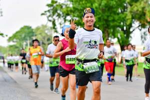 BIB: 1329
                            <button type="button" onclick="openModal(3718892)" class="btn btn-primary btn-sm float-right btn-popup" data-toggle="modal" data-target=".modal-high-quality">
                        <i class="fas fa-shopping-cart"></i> Add to Cart
                    </button>
                                            <button type="button" onclick="isThisMe(3718892, true)" class="btn btn-success btn-sm float-right btn-popup btn-isme hidden" data-toggle="tooltip" data-placement="bottom" title="นี่คือรูปของคุณใช่ไหม คลิกที่นี่เพื่อเอาเข้าอัลบั้ม">
                        <i class="fas fa-plus"></i> Add to album
                    </button>
                    <button type="button" onclick="isThisMe(3718892, false)" class="btn btn-warning btn-sm float-right btn-popup btn-isnotme hidden">
                        <i class="fas fa-ban"></i> Remove from album
                    </button>