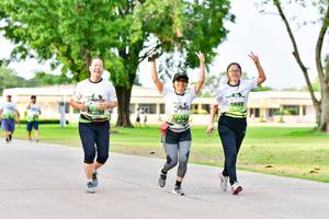 BIB: 1645
                            <button type="button" onclick="openModal(3721825)" class="btn btn-primary btn-sm float-right btn-popup" data-toggle="modal" data-target=".modal-high-quality">
                        <i class="fas fa-shopping-cart"></i> Add to Cart
                    </button>
                                            <button type="button" onclick="isThisMe(3721825, true)" class="btn btn-success btn-sm float-right btn-popup btn-isme hidden" data-toggle="tooltip" data-placement="bottom" title="นี่คือรูปของคุณใช่ไหม คลิกที่นี่เพื่อเอาเข้าอัลบั้ม">
                        <i class="fas fa-plus"></i> Add to album
                    </button>
                    <button type="button" onclick="isThisMe(3721825, false)" class="btn btn-warning btn-sm float-right btn-popup btn-isnotme hidden">
                        <i class="fas fa-ban"></i> Remove from album
                    </button>