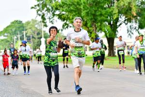 BIB: 
                            <button type="button" onclick="openModal(3720783)" class="btn btn-primary btn-sm float-right btn-popup" data-toggle="modal" data-target=".modal-high-quality">
                        <i class="fas fa-shopping-cart"></i> Add to Cart
                    </button>
                                            <button type="button" onclick="isThisMe(3720783, true)" class="btn btn-success btn-sm float-right btn-popup btn-isme hidden" data-toggle="tooltip" data-placement="bottom" title="นี่คือรูปของคุณใช่ไหม คลิกที่นี่เพื่อเอาเข้าอัลบั้ม">
                        <i class="fas fa-plus"></i> Add to album
                    </button>
                    <button type="button" onclick="isThisMe(3720783, false)" class="btn btn-warning btn-sm float-right btn-popup btn-isnotme hidden">
                        <i class="fas fa-ban"></i> Remove from album
                    </button>