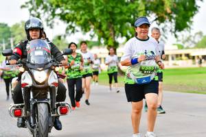 BIB: 
                            <button type="button" onclick="openModal(3719793)" class="btn btn-primary btn-sm float-right btn-popup" data-toggle="modal" data-target=".modal-high-quality">
                        <i class="fas fa-shopping-cart"></i> Add to Cart
                    </button>
                                            <button type="button" onclick="isThisMe(3719793, true)" class="btn btn-success btn-sm float-right btn-popup btn-isme hidden" data-toggle="tooltip" data-placement="bottom" title="นี่คือรูปของคุณใช่ไหม คลิกที่นี่เพื่อเอาเข้าอัลบั้ม">
                        <i class="fas fa-plus"></i> Add to album
                    </button>
                    <button type="button" onclick="isThisMe(3719793, false)" class="btn btn-warning btn-sm float-right btn-popup btn-isnotme hidden">
                        <i class="fas fa-ban"></i> Remove from album
                    </button>