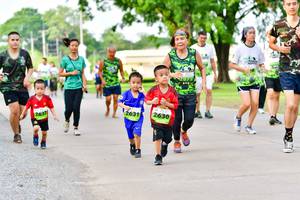 BIB: 2631, 2630
                            <button type="button" onclick="openModal(3721320)" class="btn btn-primary btn-sm float-right btn-popup" data-toggle="modal" data-target=".modal-high-quality">
                        <i class="fas fa-shopping-cart"></i> Add to Cart
                    </button>
                                            <button type="button" onclick="isThisMe(3721320, true)" class="btn btn-success btn-sm float-right btn-popup btn-isme hidden" data-toggle="tooltip" data-placement="bottom" title="นี่คือรูปของคุณใช่ไหม คลิกที่นี่เพื่อเอาเข้าอัลบั้ม">
                        <i class="fas fa-plus"></i> Add to album
                    </button>
                    <button type="button" onclick="isThisMe(3721320, false)" class="btn btn-warning btn-sm float-right btn-popup btn-isnotme hidden">
                        <i class="fas fa-ban"></i> Remove from album
                    </button>