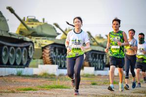 BIB: 2184
                            <button type="button" onclick="openModal(3678285)" class="btn btn-primary btn-sm float-right btn-popup" data-toggle="modal" data-target=".modal-high-quality">
                        <i class="fas fa-shopping-cart"></i> Add to Cart
                    </button>
                                            <button type="button" onclick="isThisMe(3678285, true)" class="btn btn-success btn-sm float-right btn-popup btn-isme hidden" data-toggle="tooltip" data-placement="bottom" title="นี่คือรูปของคุณใช่ไหม คลิกที่นี่เพื่อเอาเข้าอัลบั้ม">
                        <i class="fas fa-plus"></i> Add to album
                    </button>
                    <button type="button" onclick="isThisMe(3678285, false)" class="btn btn-warning btn-sm float-right btn-popup btn-isnotme hidden">
                        <i class="fas fa-ban"></i> Remove from album
                    </button>