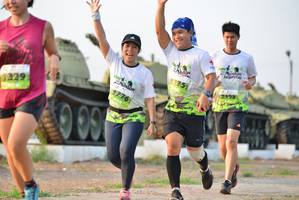 BIB: 1776, 1775, 
                            <button type="button" onclick="openModal(3741721)" class="btn btn-primary btn-sm float-right btn-popup" data-toggle="modal" data-target=".modal-high-quality">
                        <i class="fas fa-shopping-cart"></i> Add to Cart
                    </button>
                                            <button type="button" onclick="isThisMe(3741721, true)" class="btn btn-success btn-sm float-right btn-popup btn-isme hidden" data-toggle="tooltip" data-placement="bottom" title="นี่คือรูปของคุณใช่ไหม คลิกที่นี่เพื่อเอาเข้าอัลบั้ม">
                        <i class="fas fa-plus"></i> Add to album
                    </button>
                    <button type="button" onclick="isThisMe(3741721, false)" class="btn btn-warning btn-sm float-right btn-popup btn-isnotme hidden">
                        <i class="fas fa-ban"></i> Remove from album
                    </button>