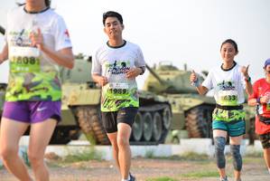 BIB: 8081, 1989
                            <button type="button" onclick="openModal(3742188)" class="btn btn-primary btn-sm float-right btn-popup" data-toggle="modal" data-target=".modal-high-quality">
                        <i class="fas fa-shopping-cart"></i> Add to Cart
                    </button>
                                            <button type="button" onclick="isThisMe(3742188, true)" class="btn btn-success btn-sm float-right btn-popup btn-isme hidden" data-toggle="tooltip" data-placement="bottom" title="นี่คือรูปของคุณใช่ไหม คลิกที่นี่เพื่อเอาเข้าอัลบั้ม">
                        <i class="fas fa-plus"></i> Add to album
                    </button>
                    <button type="button" onclick="isThisMe(3742188, false)" class="btn btn-warning btn-sm float-right btn-popup btn-isnotme hidden">
                        <i class="fas fa-ban"></i> Remove from album
                    </button>