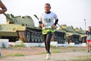 BIB: 2800
                            <button type="button" onclick="openModal(3742028)" class="btn btn-primary btn-sm float-right btn-popup" data-toggle="modal" data-target=".modal-high-quality">
                        <i class="fas fa-shopping-cart"></i> Add to Cart
                    </button>
                                            <button type="button" onclick="isThisMe(3742028, true)" class="btn btn-success btn-sm float-right btn-popup btn-isme hidden" data-toggle="tooltip" data-placement="bottom" title="นี่คือรูปของคุณใช่ไหม คลิกที่นี่เพื่อเอาเข้าอัลบั้ม">
                        <i class="fas fa-plus"></i> Add to album
                    </button>
                    <button type="button" onclick="isThisMe(3742028, false)" class="btn btn-warning btn-sm float-right btn-popup btn-isnotme hidden">
                        <i class="fas fa-ban"></i> Remove from album
                    </button>