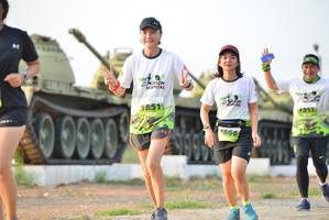 BIB: 851
                            <button type="button" onclick="openModal(3750031)" class="btn btn-primary btn-sm float-right btn-popup" data-toggle="modal" data-target=".modal-high-quality">
                        <i class="fas fa-shopping-cart"></i> Add to Cart
                    </button>
                                            <button type="button" onclick="isThisMe(3750031, true)" class="btn btn-success btn-sm float-right btn-popup btn-isme hidden" data-toggle="tooltip" data-placement="bottom" title="นี่คือรูปของคุณใช่ไหม คลิกที่นี่เพื่อเอาเข้าอัลบั้ม">
                        <i class="fas fa-plus"></i> Add to album
                    </button>
                    <button type="button" onclick="isThisMe(3750031, false)" class="btn btn-warning btn-sm float-right btn-popup btn-isnotme hidden">
                        <i class="fas fa-ban"></i> Remove from album
                    </button>