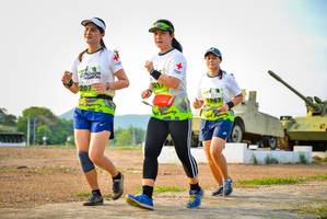 BIB: 2071, 2011
                            <button type="button" onclick="openModal(3733656)" class="btn btn-primary btn-sm float-right btn-popup" data-toggle="modal" data-target=".modal-high-quality">
                        <i class="fas fa-shopping-cart"></i> Add to Cart
                    </button>
                                            <button type="button" onclick="isThisMe(3733656, true)" class="btn btn-success btn-sm float-right btn-popup btn-isme hidden" data-toggle="tooltip" data-placement="bottom" title="นี่คือรูปของคุณใช่ไหม คลิกที่นี่เพื่อเอาเข้าอัลบั้ม">
                        <i class="fas fa-plus"></i> Add to album
                    </button>
                    <button type="button" onclick="isThisMe(3733656, false)" class="btn btn-warning btn-sm float-right btn-popup btn-isnotme hidden">
                        <i class="fas fa-ban"></i> Remove from album
                    </button>