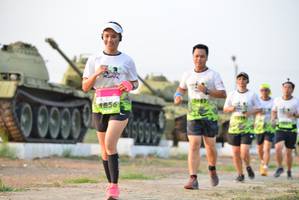 BIB: 1856
                            <button type="button" onclick="openModal(3742042)" class="btn btn-primary btn-sm float-right btn-popup" data-toggle="modal" data-target=".modal-high-quality">
                        <i class="fas fa-shopping-cart"></i> Add to Cart
                    </button>
                                            <button type="button" onclick="isThisMe(3742042, true)" class="btn btn-success btn-sm float-right btn-popup btn-isme hidden" data-toggle="tooltip" data-placement="bottom" title="นี่คือรูปของคุณใช่ไหม คลิกที่นี่เพื่อเอาเข้าอัลบั้ม">
                        <i class="fas fa-plus"></i> Add to album
                    </button>
                    <button type="button" onclick="isThisMe(3742042, false)" class="btn btn-warning btn-sm float-right btn-popup btn-isnotme hidden">
                        <i class="fas fa-ban"></i> Remove from album
                    </button>