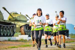 BIB: 1620, 2127
                            <button type="button" onclick="openModal(3734251)" class="btn btn-primary btn-sm float-right btn-popup" data-toggle="modal" data-target=".modal-high-quality">
                        <i class="fas fa-shopping-cart"></i> Add to Cart
                    </button>
                                            <button type="button" onclick="isThisMe(3734251, true)" class="btn btn-success btn-sm float-right btn-popup btn-isme hidden" data-toggle="tooltip" data-placement="bottom" title="นี่คือรูปของคุณใช่ไหม คลิกที่นี่เพื่อเอาเข้าอัลบั้ม">
                        <i class="fas fa-plus"></i> Add to album
                    </button>
                    <button type="button" onclick="isThisMe(3734251, false)" class="btn btn-warning btn-sm float-right btn-popup btn-isnotme hidden">
                        <i class="fas fa-ban"></i> Remove from album
                    </button>