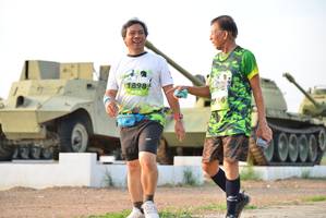 BIB: 1898, 
                            <button type="button" onclick="openModal(3743995)" class="btn btn-primary btn-sm float-right btn-popup" data-toggle="modal" data-target=".modal-high-quality">
                        <i class="fas fa-shopping-cart"></i> Add to Cart
                    </button>
                                            <button type="button" onclick="isThisMe(3743995, true)" class="btn btn-success btn-sm float-right btn-popup btn-isme hidden" data-toggle="tooltip" data-placement="bottom" title="นี่คือรูปของคุณใช่ไหม คลิกที่นี่เพื่อเอาเข้าอัลบั้ม">
                        <i class="fas fa-plus"></i> Add to album
                    </button>
                    <button type="button" onclick="isThisMe(3743995, false)" class="btn btn-warning btn-sm float-right btn-popup btn-isnotme hidden">
                        <i class="fas fa-ban"></i> Remove from album
                    </button>