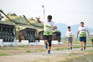 BIB: 2043
                            <button type="button" onclick="openModal(3750111)" class="btn btn-primary btn-sm float-right btn-popup" data-toggle="modal" data-target=".modal-high-quality">
                        <i class="fas fa-shopping-cart"></i> Add to Cart
                    </button>
                                            <button type="button" onclick="isThisMe(3750111, true)" class="btn btn-success btn-sm float-right btn-popup btn-isme hidden" data-toggle="tooltip" data-placement="bottom" title="นี่คือรูปของคุณใช่ไหม คลิกที่นี่เพื่อเอาเข้าอัลบั้ม">
                        <i class="fas fa-plus"></i> Add to album
                    </button>
                    <button type="button" onclick="isThisMe(3750111, false)" class="btn btn-warning btn-sm float-right btn-popup btn-isnotme hidden">
                        <i class="fas fa-ban"></i> Remove from album
                    </button>