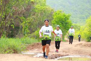 BIB: 2414
                            <button type="button" onclick="openModal(3556790)" class="btn btn-primary btn-sm float-right btn-popup" data-toggle="modal" data-target=".modal-high-quality">
                        <i class="fas fa-shopping-cart"></i> Add to Cart
                    </button>
                                            <button type="button" onclick="isThisMe(3556790, true)" class="btn btn-success btn-sm float-right btn-popup btn-isme hidden" data-toggle="tooltip" data-placement="bottom" title="นี่คือรูปของคุณใช่ไหม คลิกที่นี่เพื่อเอาเข้าอัลบั้ม">
                        <i class="fas fa-plus"></i> Add to album
                    </button>
                    <button type="button" onclick="isThisMe(3556790, false)" class="btn btn-warning btn-sm float-right btn-popup btn-isnotme hidden">
                        <i class="fas fa-ban"></i> Remove from album
                    </button>