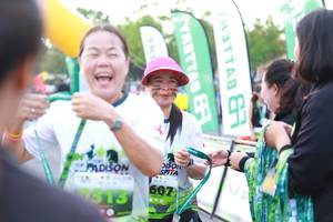 BIB: 
                            <button type="button" onclick="openModal(3554946)" class="btn btn-primary btn-sm float-right btn-popup" data-toggle="modal" data-target=".modal-high-quality">
                        <i class="fas fa-shopping-cart"></i> Add to Cart
                    </button>
                                            <button type="button" onclick="isThisMe(3554946, true)" class="btn btn-success btn-sm float-right btn-popup btn-isme hidden" data-toggle="tooltip" data-placement="bottom" title="นี่คือรูปของคุณใช่ไหม คลิกที่นี่เพื่อเอาเข้าอัลบั้ม">
                        <i class="fas fa-plus"></i> Add to album
                    </button>
                    <button type="button" onclick="isThisMe(3554946, false)" class="btn btn-warning btn-sm float-right btn-popup btn-isnotme hidden">
                        <i class="fas fa-ban"></i> Remove from album
                    </button>