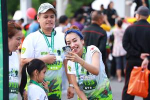 BIB: 133, 131
                            <button type="button" onclick="openModal(3555336)" class="btn btn-primary btn-sm float-right btn-popup" data-toggle="modal" data-target=".modal-high-quality">
                        <i class="fas fa-shopping-cart"></i> Add to Cart
                    </button>
                                            <button type="button" onclick="isThisMe(3555336, true)" class="btn btn-success btn-sm float-right btn-popup btn-isme hidden" data-toggle="tooltip" data-placement="bottom" title="นี่คือรูปของคุณใช่ไหม คลิกที่นี่เพื่อเอาเข้าอัลบั้ม">
                        <i class="fas fa-plus"></i> Add to album
                    </button>
                    <button type="button" onclick="isThisMe(3555336, false)" class="btn btn-warning btn-sm float-right btn-popup btn-isnotme hidden">
                        <i class="fas fa-ban"></i> Remove from album
                    </button>