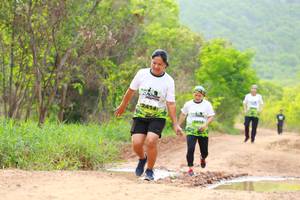 BIB: 2414
                            <button type="button" onclick="openModal(3556803)" class="btn btn-primary btn-sm float-right btn-popup" data-toggle="modal" data-target=".modal-high-quality">
                        <i class="fas fa-shopping-cart"></i> Add to Cart
                    </button>
                                            <button type="button" onclick="isThisMe(3556803, true)" class="btn btn-success btn-sm float-right btn-popup btn-isme hidden" data-toggle="tooltip" data-placement="bottom" title="นี่คือรูปของคุณใช่ไหม คลิกที่นี่เพื่อเอาเข้าอัลบั้ม">
                        <i class="fas fa-plus"></i> Add to album
                    </button>
                    <button type="button" onclick="isThisMe(3556803, false)" class="btn btn-warning btn-sm float-right btn-popup btn-isnotme hidden">
                        <i class="fas fa-ban"></i> Remove from album
                    </button>