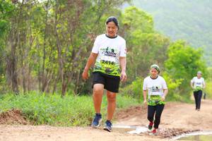 BIB: 2414
                            <button type="button" onclick="openModal(3556805)" class="btn btn-primary btn-sm float-right btn-popup" data-toggle="modal" data-target=".modal-high-quality">
                        <i class="fas fa-shopping-cart"></i> Add to Cart
                    </button>
                                            <button type="button" onclick="isThisMe(3556805, true)" class="btn btn-success btn-sm float-right btn-popup btn-isme hidden" data-toggle="tooltip" data-placement="bottom" title="นี่คือรูปของคุณใช่ไหม คลิกที่นี่เพื่อเอาเข้าอัลบั้ม">
                        <i class="fas fa-plus"></i> Add to album
                    </button>
                    <button type="button" onclick="isThisMe(3556805, false)" class="btn btn-warning btn-sm float-right btn-popup btn-isnotme hidden">
                        <i class="fas fa-ban"></i> Remove from album
                    </button>