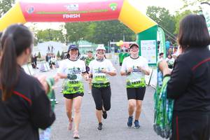 BIB: 1830, 1829, 1915
                            <button type="button" onclick="openModal(3554975)" class="btn btn-primary btn-sm float-right btn-popup" data-toggle="modal" data-target=".modal-high-quality">
                        <i class="fas fa-shopping-cart"></i> Add to Cart
                    </button>
                                            <button type="button" onclick="isThisMe(3554975, true)" class="btn btn-success btn-sm float-right btn-popup btn-isme hidden" data-toggle="tooltip" data-placement="bottom" title="นี่คือรูปของคุณใช่ไหม คลิกที่นี่เพื่อเอาเข้าอัลบั้ม">
                        <i class="fas fa-plus"></i> Add to album
                    </button>
                    <button type="button" onclick="isThisMe(3554975, false)" class="btn btn-warning btn-sm float-right btn-popup btn-isnotme hidden">
                        <i class="fas fa-ban"></i> Remove from album
                    </button>