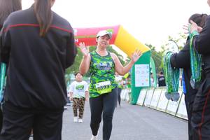 BIB: 2593
                            <button type="button" onclick="openModal(3555172)" class="btn btn-primary btn-sm float-right btn-popup" data-toggle="modal" data-target=".modal-high-quality">
                        <i class="fas fa-shopping-cart"></i> Add to Cart
                    </button>
                                            <button type="button" onclick="isThisMe(3555172, true)" class="btn btn-success btn-sm float-right btn-popup btn-isme hidden" data-toggle="tooltip" data-placement="bottom" title="นี่คือรูปของคุณใช่ไหม คลิกที่นี่เพื่อเอาเข้าอัลบั้ม">
                        <i class="fas fa-plus"></i> Add to album
                    </button>
                    <button type="button" onclick="isThisMe(3555172, false)" class="btn btn-warning btn-sm float-right btn-popup btn-isnotme hidden">
                        <i class="fas fa-ban"></i> Remove from album
                    </button>