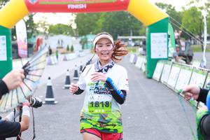 BIB: 1818
                            <button type="button" onclick="openModal(3555301)" class="btn btn-primary btn-sm float-right btn-popup" data-toggle="modal" data-target=".modal-high-quality">
                        <i class="fas fa-shopping-cart"></i> Add to Cart
                    </button>
                                            <button type="button" onclick="isThisMe(3555301, true)" class="btn btn-success btn-sm float-right btn-popup btn-isme hidden" data-toggle="tooltip" data-placement="bottom" title="นี่คือรูปของคุณใช่ไหม คลิกที่นี่เพื่อเอาเข้าอัลบั้ม">
                        <i class="fas fa-plus"></i> Add to album
                    </button>
                    <button type="button" onclick="isThisMe(3555301, false)" class="btn btn-warning btn-sm float-right btn-popup btn-isnotme hidden">
                        <i class="fas fa-ban"></i> Remove from album
                    </button>