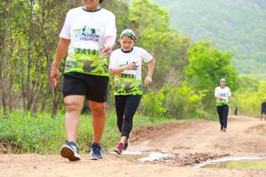 BIB: 1912
                            <button type="button" onclick="openModal(3556807)" class="btn btn-primary btn-sm float-right btn-popup" data-toggle="modal" data-target=".modal-high-quality">
                        <i class="fas fa-shopping-cart"></i> Add to Cart
                    </button>
                                            <button type="button" onclick="isThisMe(3556807, true)" class="btn btn-success btn-sm float-right btn-popup btn-isme hidden" data-toggle="tooltip" data-placement="bottom" title="นี่คือรูปของคุณใช่ไหม คลิกที่นี่เพื่อเอาเข้าอัลบั้ม">
                        <i class="fas fa-plus"></i> Add to album
                    </button>
                    <button type="button" onclick="isThisMe(3556807, false)" class="btn btn-warning btn-sm float-right btn-popup btn-isnotme hidden">
                        <i class="fas fa-ban"></i> Remove from album
                    </button>