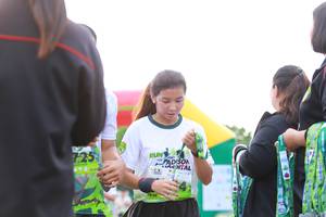 BIB: 1724
                            <button type="button" onclick="openModal(3555059)" class="btn btn-primary btn-sm float-right btn-popup" data-toggle="modal" data-target=".modal-high-quality">
                        <i class="fas fa-shopping-cart"></i> Add to Cart
                    </button>
                                            <button type="button" onclick="isThisMe(3555059, true)" class="btn btn-success btn-sm float-right btn-popup btn-isme hidden" data-toggle="tooltip" data-placement="bottom" title="นี่คือรูปของคุณใช่ไหม คลิกที่นี่เพื่อเอาเข้าอัลบั้ม">
                        <i class="fas fa-plus"></i> Add to album
                    </button>
                    <button type="button" onclick="isThisMe(3555059, false)" class="btn btn-warning btn-sm float-right btn-popup btn-isnotme hidden">
                        <i class="fas fa-ban"></i> Remove from album
                    </button>