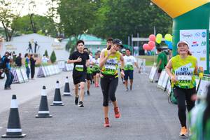 BIB: 2214, 2213
                            <button type="button" onclick="openModal(3555147)" class="btn btn-primary btn-sm float-right btn-popup" data-toggle="modal" data-target=".modal-high-quality">
                        <i class="fas fa-shopping-cart"></i> Add to Cart
                    </button>
                                            <button type="button" onclick="isThisMe(3555147, true)" class="btn btn-success btn-sm float-right btn-popup btn-isme hidden" data-toggle="tooltip" data-placement="bottom" title="นี่คือรูปของคุณใช่ไหม คลิกที่นี่เพื่อเอาเข้าอัลบั้ม">
                        <i class="fas fa-plus"></i> Add to album
                    </button>
                    <button type="button" onclick="isThisMe(3555147, false)" class="btn btn-warning btn-sm float-right btn-popup btn-isnotme hidden">
                        <i class="fas fa-ban"></i> Remove from album
                    </button>