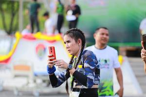 BIB: 
                            <button type="button" onclick="openModal(3554893)" class="btn btn-primary btn-sm float-right btn-popup" data-toggle="modal" data-target=".modal-high-quality">
                        <i class="fas fa-shopping-cart"></i> Add to Cart
                    </button>
                                            <button type="button" onclick="isThisMe(3554893, true)" class="btn btn-success btn-sm float-right btn-popup btn-isme hidden" data-toggle="tooltip" data-placement="bottom" title="นี่คือรูปของคุณใช่ไหม คลิกที่นี่เพื่อเอาเข้าอัลบั้ม">
                        <i class="fas fa-plus"></i> Add to album
                    </button>
                    <button type="button" onclick="isThisMe(3554893, false)" class="btn btn-warning btn-sm float-right btn-popup btn-isnotme hidden">
                        <i class="fas fa-ban"></i> Remove from album
                    </button>