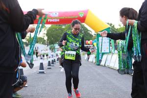 BIB: 1912
                            <button type="button" onclick="openModal(3555162)" class="btn btn-primary btn-sm float-right btn-popup" data-toggle="modal" data-target=".modal-high-quality">
                        <i class="fas fa-shopping-cart"></i> Add to Cart
                    </button>
                                            <button type="button" onclick="isThisMe(3555162, true)" class="btn btn-success btn-sm float-right btn-popup btn-isme hidden" data-toggle="tooltip" data-placement="bottom" title="นี่คือรูปของคุณใช่ไหม คลิกที่นี่เพื่อเอาเข้าอัลบั้ม">
                        <i class="fas fa-plus"></i> Add to album
                    </button>
                    <button type="button" onclick="isThisMe(3555162, false)" class="btn btn-warning btn-sm float-right btn-popup btn-isnotme hidden">
                        <i class="fas fa-ban"></i> Remove from album
                    </button>