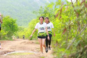 BIB: 1346, 1347
                            <button type="button" onclick="openModal(3556749)" class="btn btn-primary btn-sm float-right btn-popup" data-toggle="modal" data-target=".modal-high-quality">
                        <i class="fas fa-shopping-cart"></i> Add to Cart
                    </button>
                                            <button type="button" onclick="isThisMe(3556749, true)" class="btn btn-success btn-sm float-right btn-popup btn-isme hidden" data-toggle="tooltip" data-placement="bottom" title="นี่คือรูปของคุณใช่ไหม คลิกที่นี่เพื่อเอาเข้าอัลบั้ม">
                        <i class="fas fa-plus"></i> Add to album
                    </button>
                    <button type="button" onclick="isThisMe(3556749, false)" class="btn btn-warning btn-sm float-right btn-popup btn-isnotme hidden">
                        <i class="fas fa-ban"></i> Remove from album
                    </button>