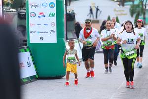 BIB: 1832
                            <button type="button" onclick="openModal(3555001)" class="btn btn-primary btn-sm float-right btn-popup" data-toggle="modal" data-target=".modal-high-quality">
                        <i class="fas fa-shopping-cart"></i> Add to Cart
                    </button>
                                            <button type="button" onclick="isThisMe(3555001, true)" class="btn btn-success btn-sm float-right btn-popup btn-isme hidden" data-toggle="tooltip" data-placement="bottom" title="นี่คือรูปของคุณใช่ไหม คลิกที่นี่เพื่อเอาเข้าอัลบั้ม">
                        <i class="fas fa-plus"></i> Add to album
                    </button>
                    <button type="button" onclick="isThisMe(3555001, false)" class="btn btn-warning btn-sm float-right btn-popup btn-isnotme hidden">
                        <i class="fas fa-ban"></i> Remove from album
                    </button>